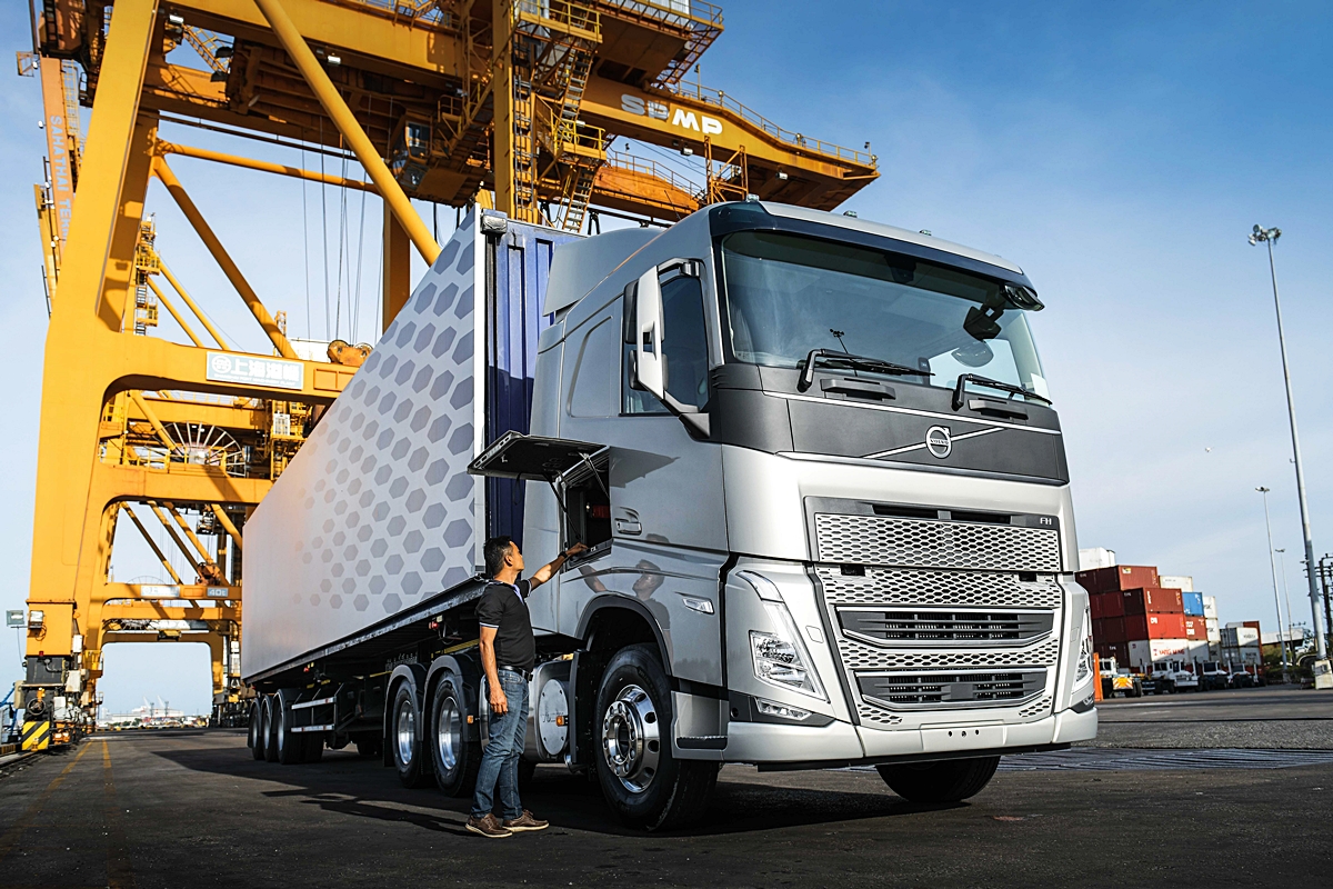 2021 Volvo FH FM และ FMX ใหมหมดพรเมยมทรคสจากแดนไวกง เพอตอบ